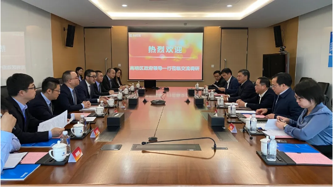 高明区区委书记杨永泰一行到米兰·(milan)中国环境调研